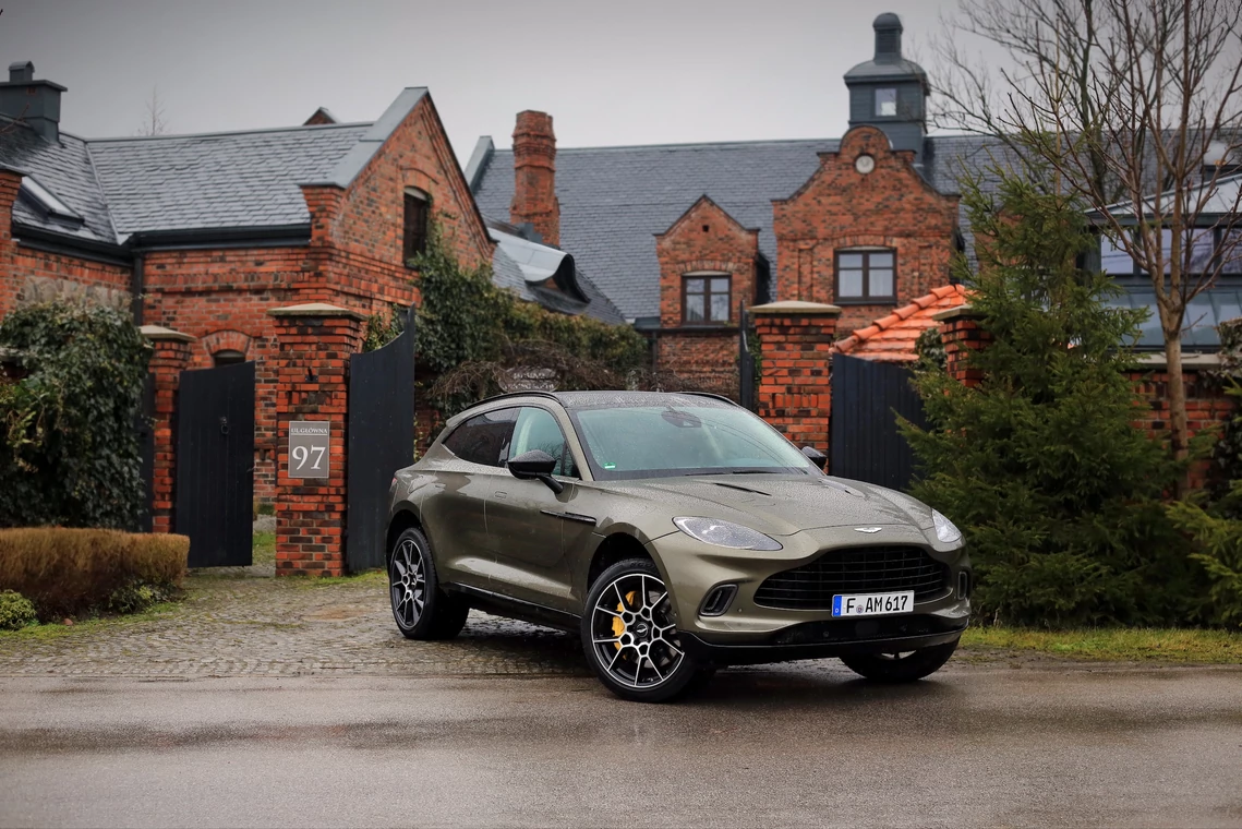 Aston Martin DBX - zdj. ilustracyjne