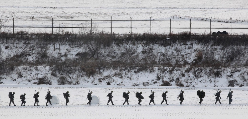 Żołnierze Korei Południowej na granicy