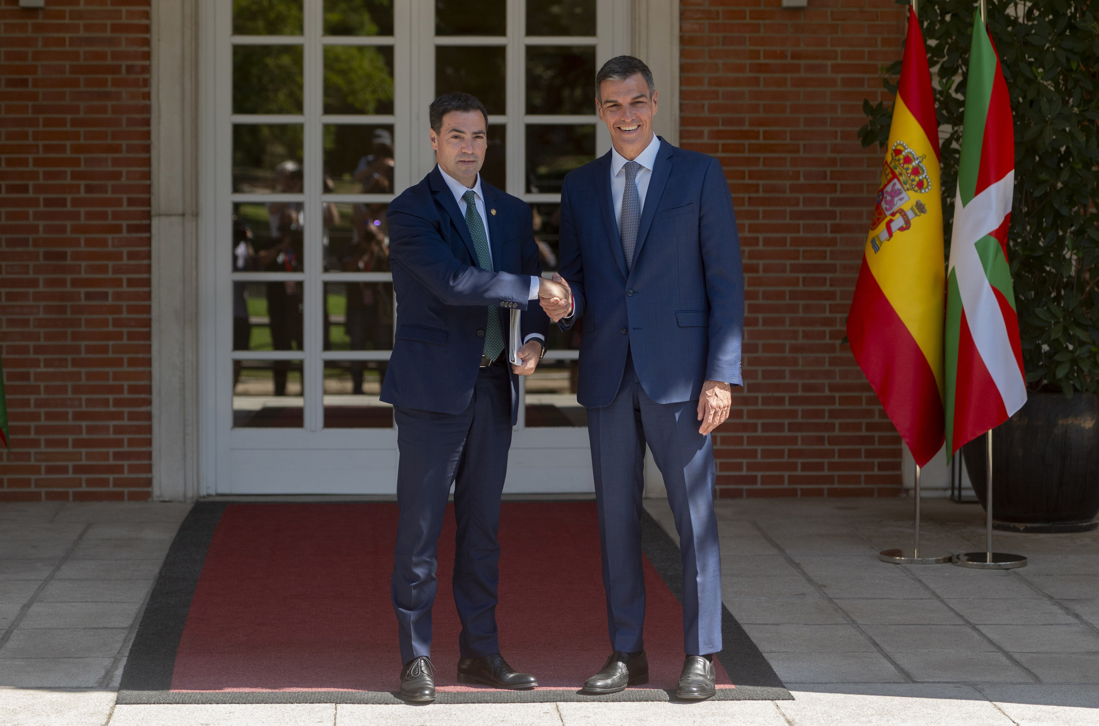 Pradales exige a Sánchez ejemplaridad tras caso Cerdán