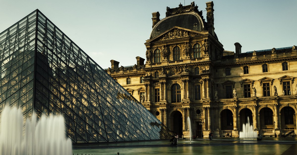 Kradzież klejnotów w Luwrze – odnaleziono koronę cesarzowej Eugenii