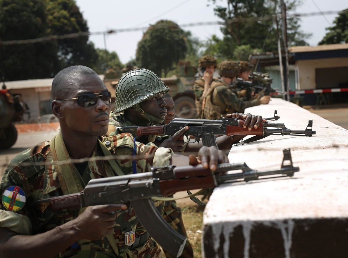 Republika Środkowoafrykańska, Afryka: żołnierze sił stabilizacyjnych na posterunku w Bangui