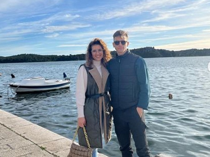 Par iz Splita na Badnji dan dobio poziv da se hirno iseli iz stana, na Božić se desio skandal