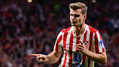 liga mistrzów. sorloth z hat-trickiem, atletico z awansem