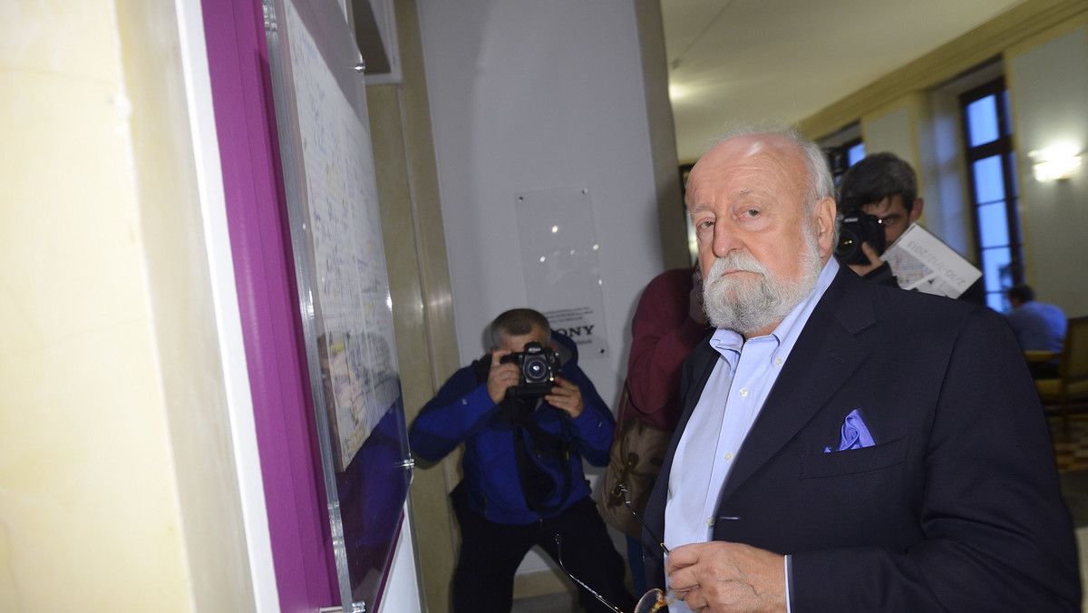 Krzysztof Penderecki był jednym z najwybitniejszych polskich kompozytorów w historii, natomiast jego dzieła, życiorys i życie prywatne są tematem zainteresowania wielu osób nawet po jego śmierci. Jego biografia obfitowała w wiele interesujących wydarzeń, a niektóre kompozycje stały się słynne na całym świecie.