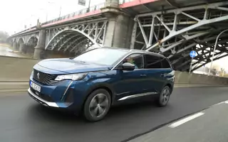 Peugeot 5008 po liftingu to nadal SUV z cechami vana