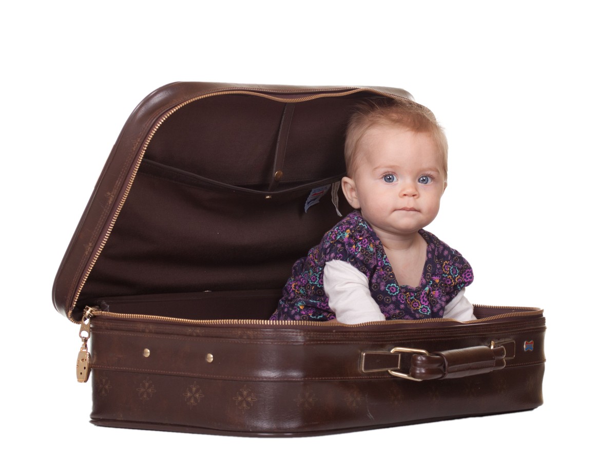 dziecko walizka
