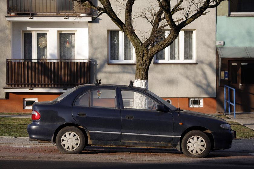 Chorzów wziął się za unieruchomione wraki