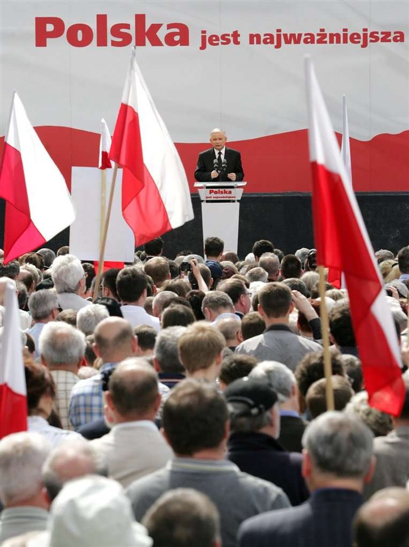 Szok! Wyborcy PiS kochają Komorowskiego