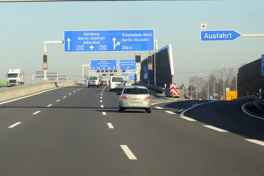 Jeżdżąc autostradami po Europie, należy spodziewać się opłat