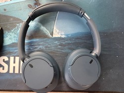 Sony CH-720N. Jak japoński koncern mógł zrobić takie słuchawki? [RECENZJA]