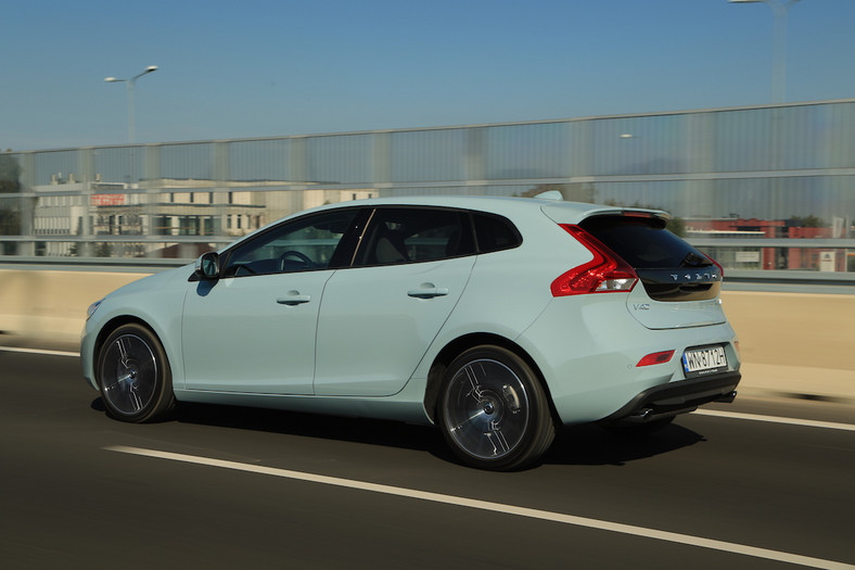 Volvo V40 T4