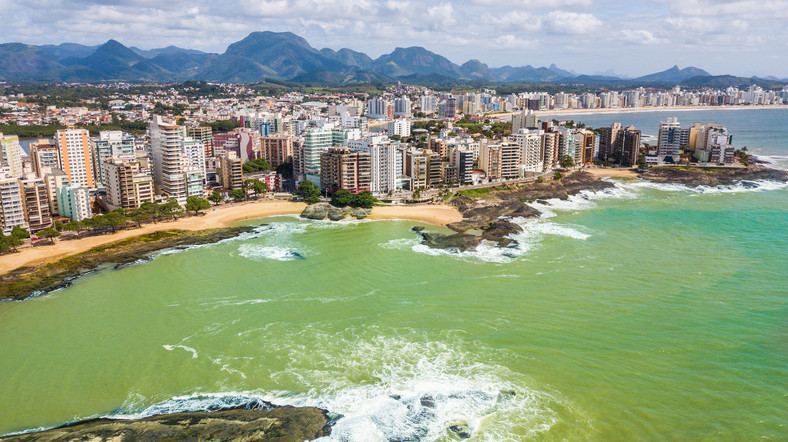 Radioaktywne plaże Guarapari w Brazylii