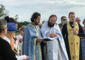 Saša Đurđević (plavoj odori) pred početak trke za Časni krst na Bogojavljenje na Floridi 