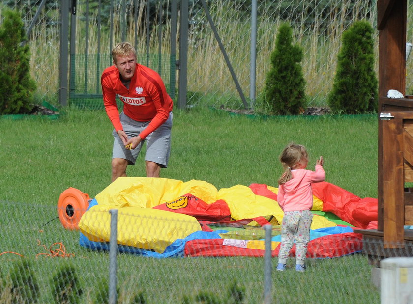 Glik wypoczywa z rodziną na Mazurach