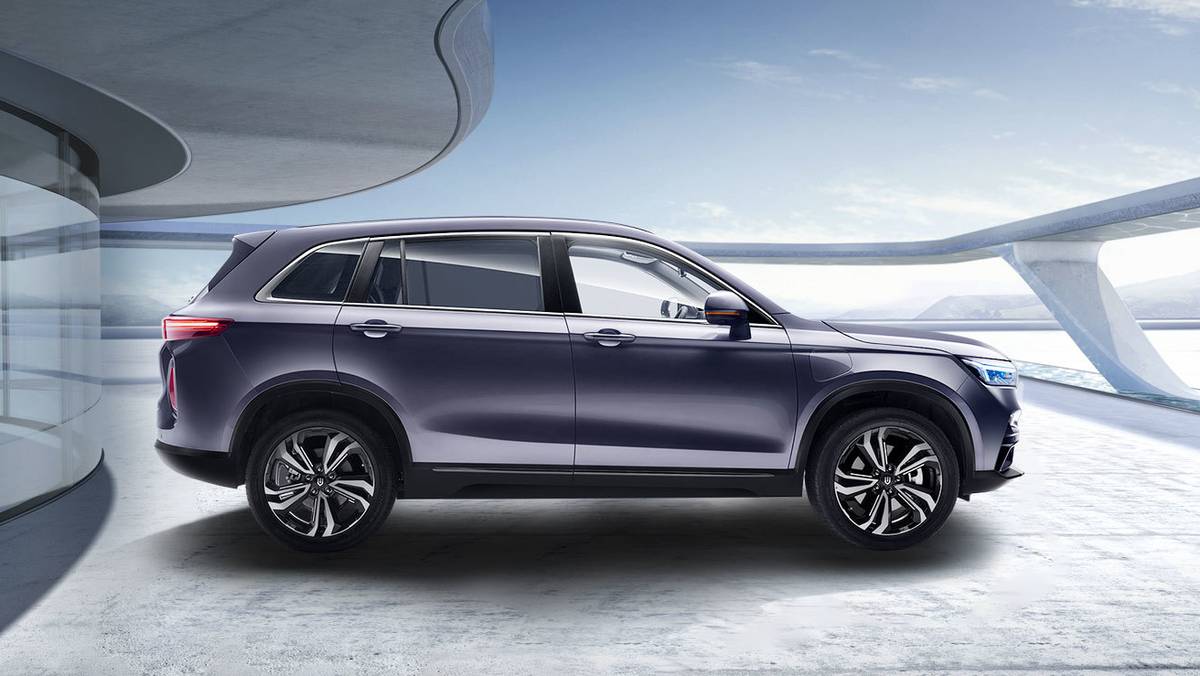 skywell-et5-w-polsce-debiutuje-chi-ski-suv-za-200-tys-z