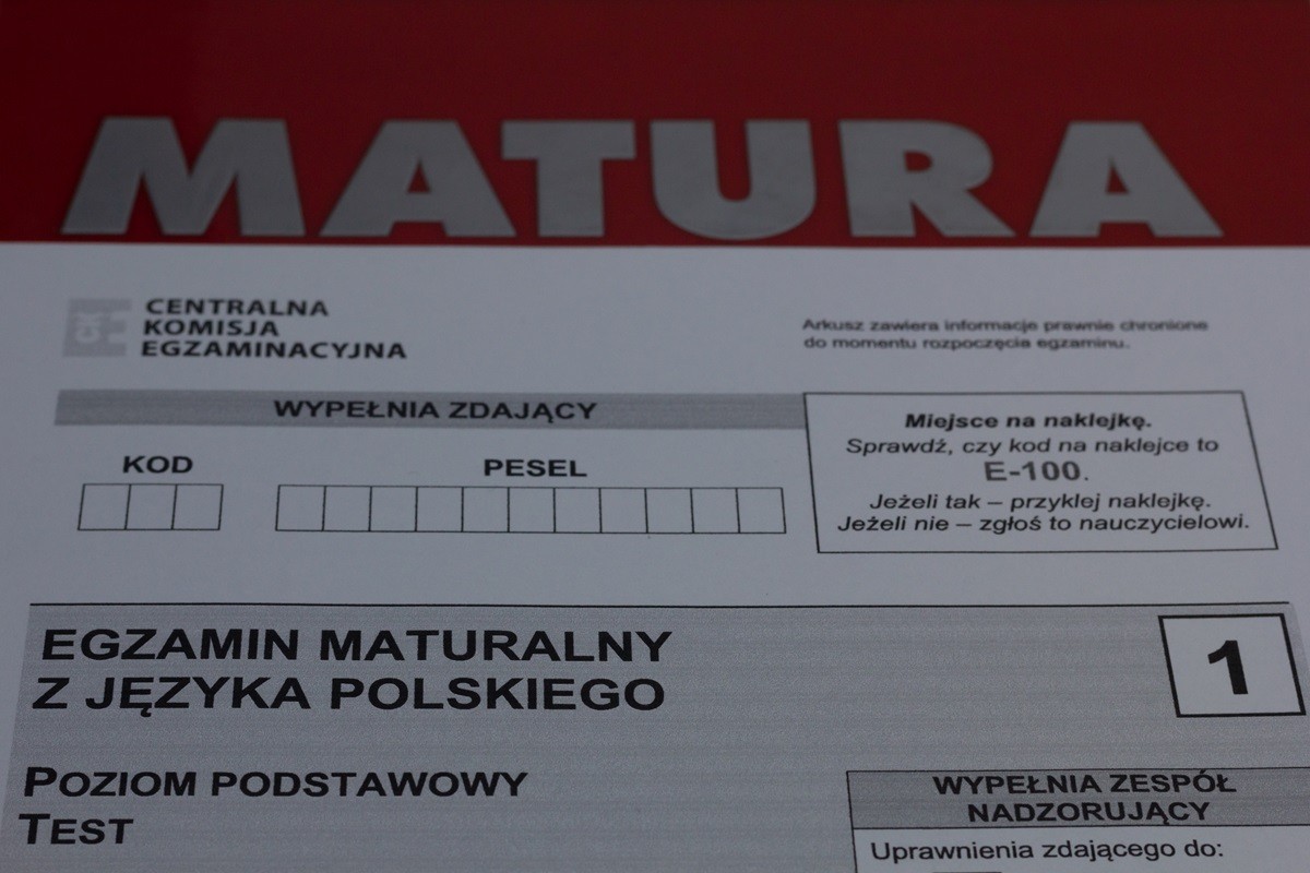 CKE Matura POLSKI 2025 - odpowiedzi, tematy, arkusze do pobrania