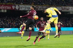 Liga włoska. Czyste konto Szczęsnego, hattrick Pasalica [WIDEO]