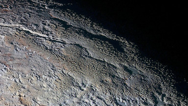 Najdokładniejsze kolorowe zdjęcia Plutona i Charona