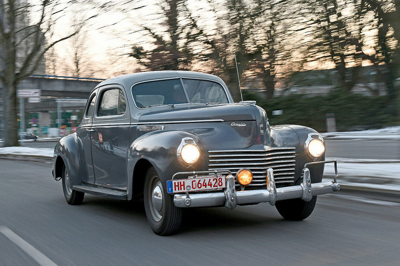 Chrysler Royal Business Coupe