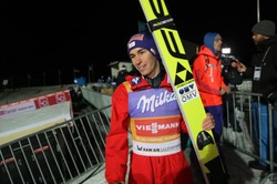 PŚ w skokach: Wiatr pokrzyżował plany. Pierwsza seria w Lillehammer opóźniona