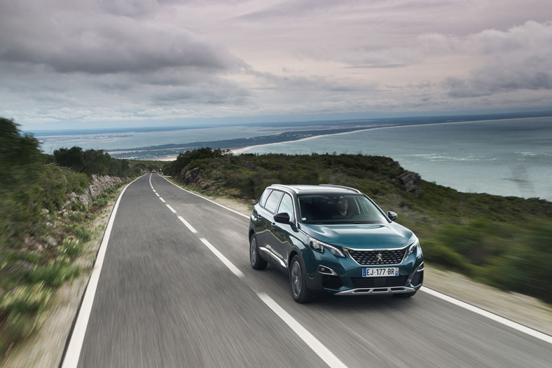 Peugeot 5008 - dobra zmiana: na SUV-a z vana