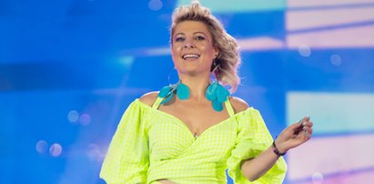 Magdalena Narożna rozgrzała internet! Gwiazda disco polo pokazała się topless. Fani: Petarda!