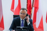 Luty 2022. Andrzej Duda w czasie rozmowy telefonicznej