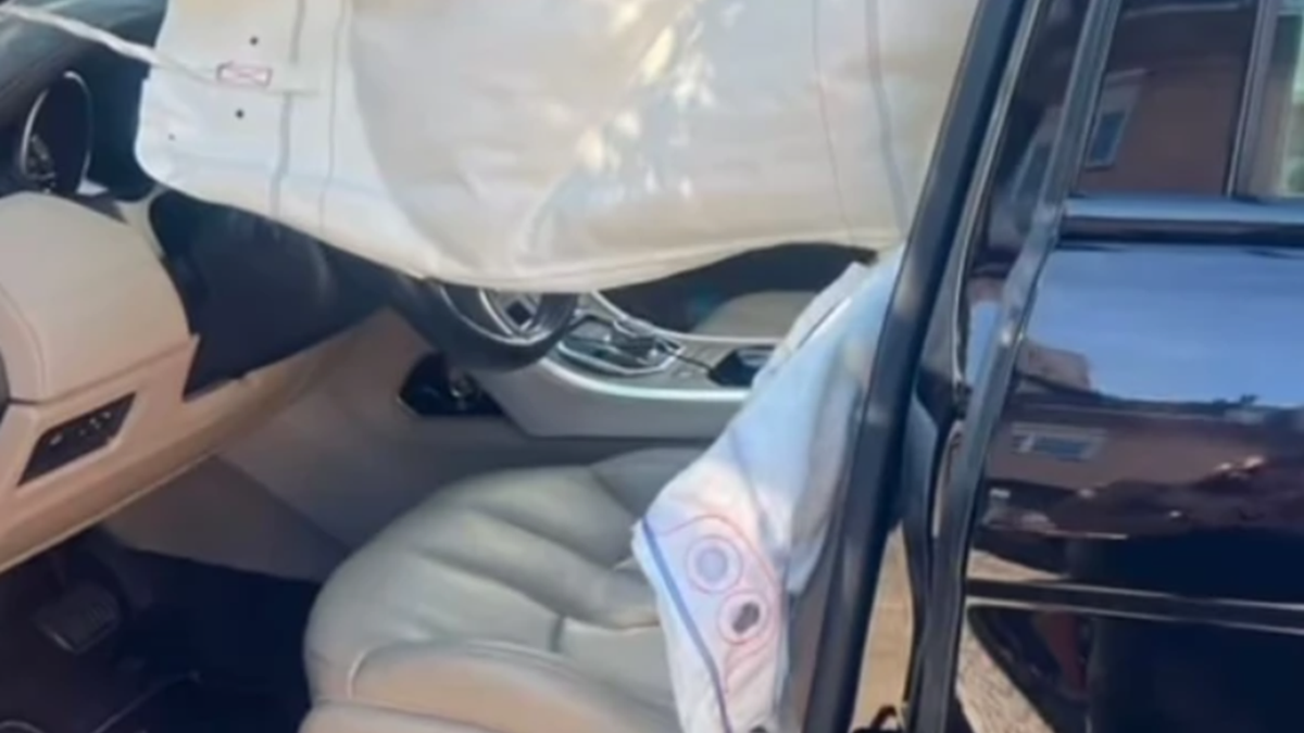 Sofiji Janićijević uništen auto u udesu, majka i ona s povredama: Izgorela ruka