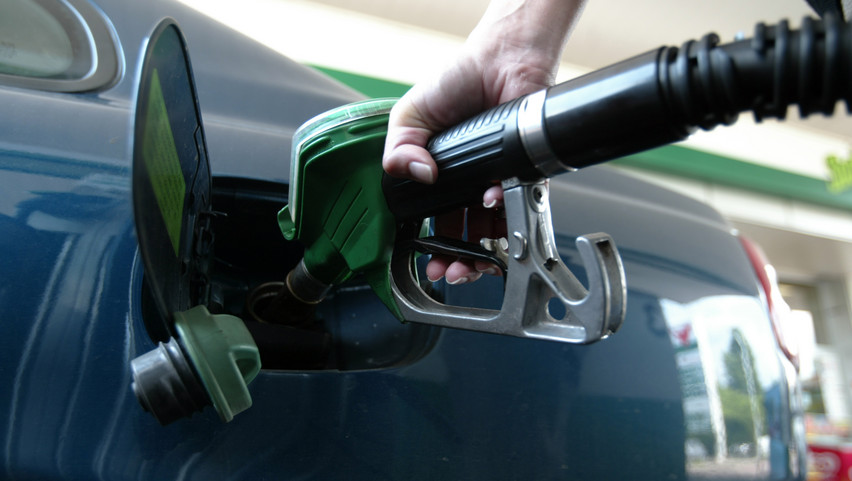 Megszólalt a Mol: ezt kell tenniük a magyar autósoknak a kutakon – Így igazolható, hogy jár az olcsó benzin