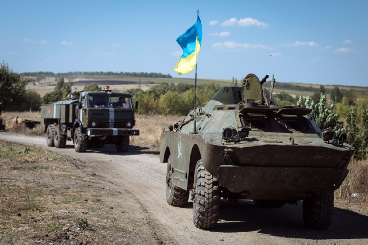 Konflikt na Ukrainie: Trwają walki pod Mariupolem
