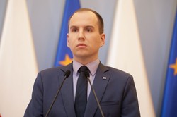 Andruszkiewicz: Nie może być tak, że państwo nie ma wpływu na media społecznościowe