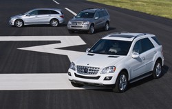 "Niebieskie" SUV-y od Mercedesa…