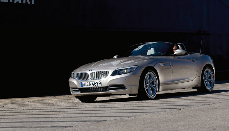 BMW: nowy Z4 Roadster wylądował w Warszawie (cena w Polsce)