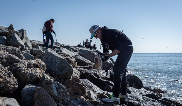Plastični otpad na plaži u Barseloni