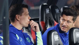 Lewandowski i Szczęsny przefarbowali się na blond. Nowe fryzury piłkarzy Barcelony [FOTO]