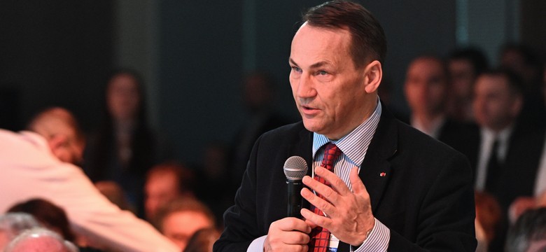 Sikorski: Putin przekroczył punkt, z którego nie ma powrotu. Jeśli przegra...