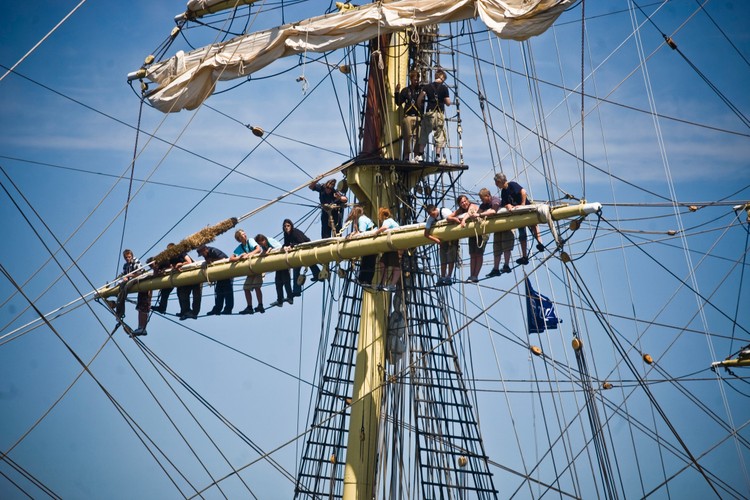W gdyńskim porcie gościło 106 największych żaglowców świata. Na niedzielę zaplanowano paradę żaglowców na wodach Zatoki Gdanskiej