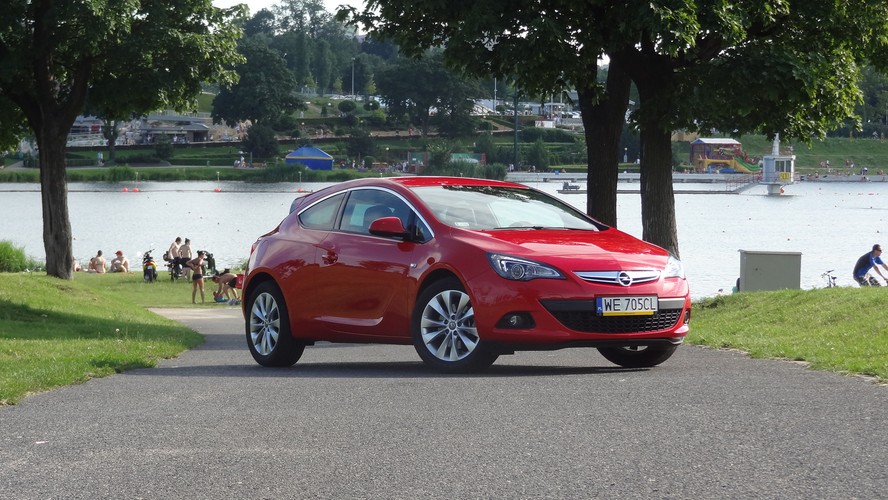 Opel astra GTC