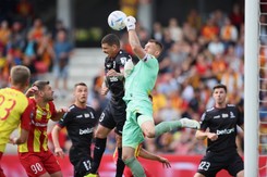 To może być gol sezonu. Dąbrowski przymierzył idealnie w 'okienko' [WIDEO]