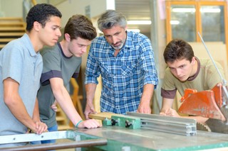 Zaklinanie szkolnictwa branżowego. Czy młodzi ludzie jeszcze zechcą się uczyć zawodu?