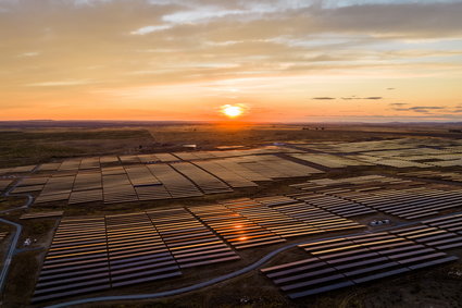 Energia przyszłości już blisko. Hiszpańskie "solary" dają prąd w nocy. Oto co planują polskie firmy