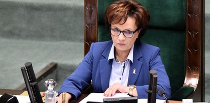 PiS powtarza przegrane głosowanie. Mikrofony wychwyciły rozmowę