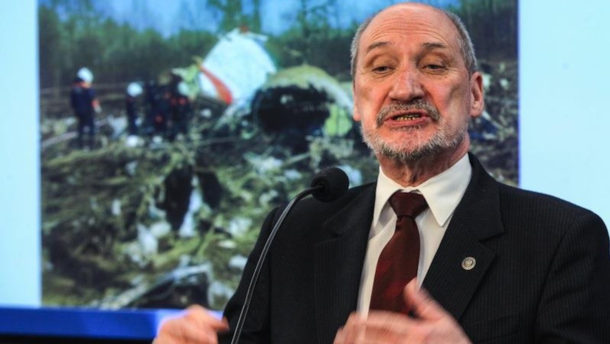 WARSZAWA SEJM MACIEREWICZ KATASTROFA SMOLEâ??SKA