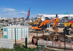 Pao kran na gradilištu kod Brankovog mosta