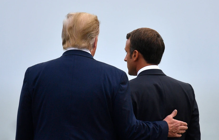 Spór na linii Waszyngton - Paryż dotyczy przede wszystkim francuskiego podatku cyfrowego GAFA, jednak w trakcie szczytu G7 prezydenci Macron i Trump starają się łagodzić napięcia.