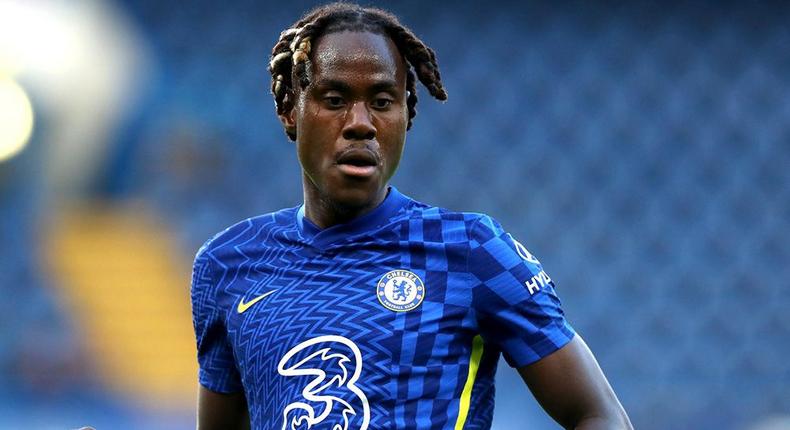 Chelsea defender Trevoh Chalobah signs new contract