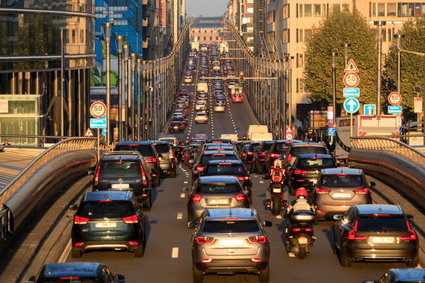 Nowy wymóg dla aut osobowych w UE. Będą musiały mocno ograniczyć emisję CO2