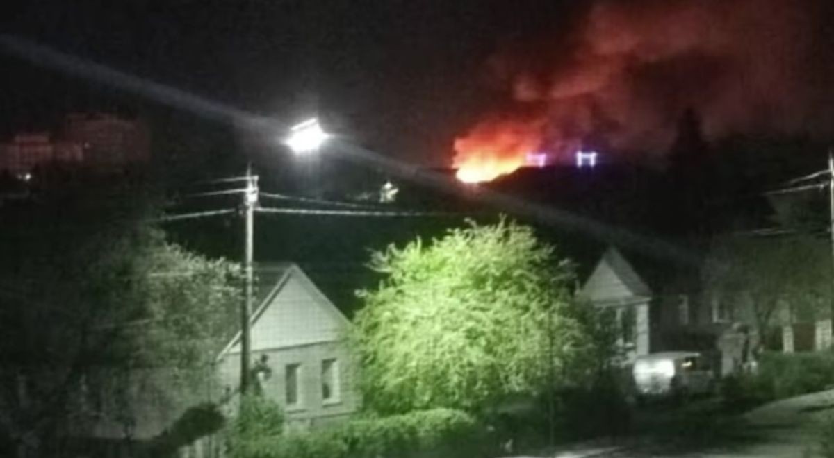 W nocy Ukraina zaatakowała ponad setką dronów. Uderzyły w ważne zakłady zbrojeniowe w Rosji