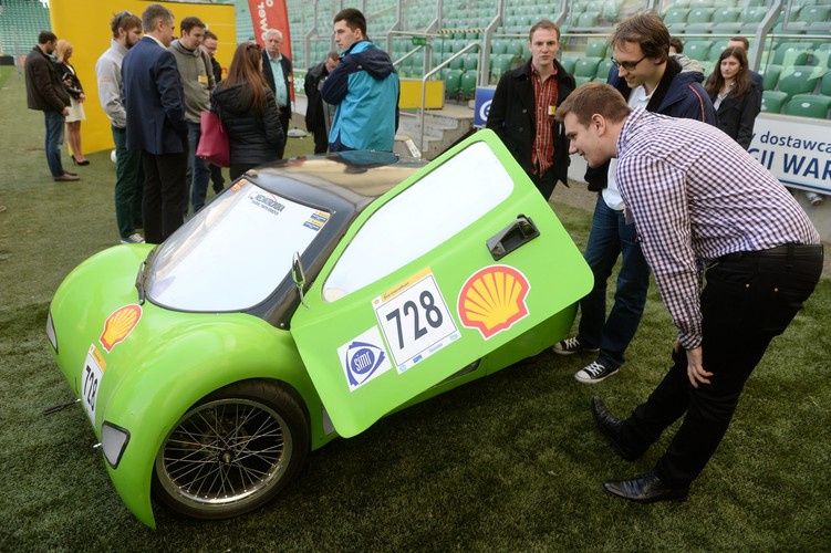 Pojazd zespołu Green Arrow z Politechniki Warszawskiej. <br><br>fot. (mr) PAP/Bartłomiej Zborowski