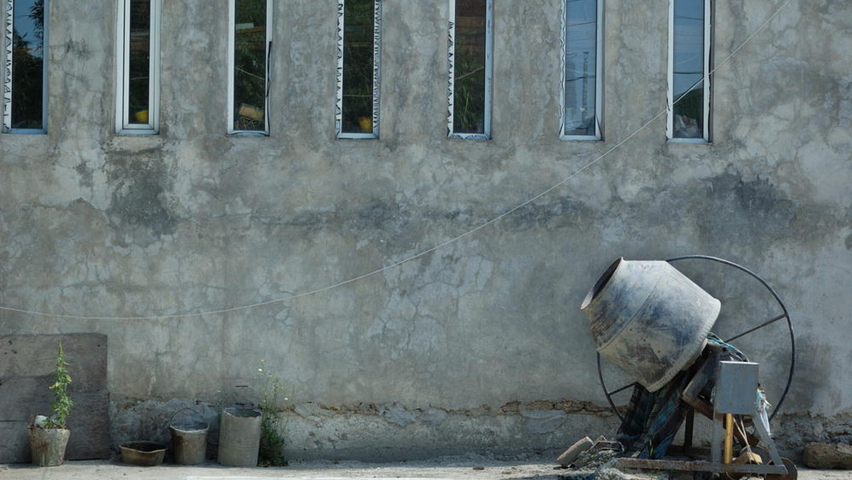 Sprzedaż cementu w Polsce wzrosła w październiku br. o 6,2 proc. rok do roku - wynika z danych Stowarzyszenia Producentów Cementu. To zdaniem ekspertów oznacza lekkie odbicie w tej branży.